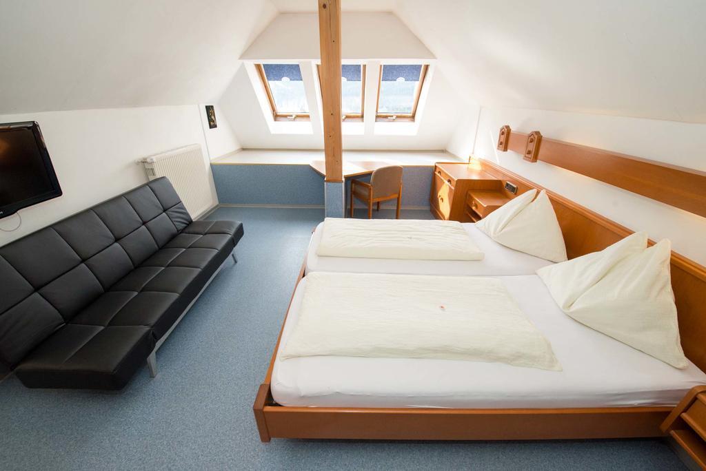 Ferienwohnungen Plattner Weissensee Zimmer foto